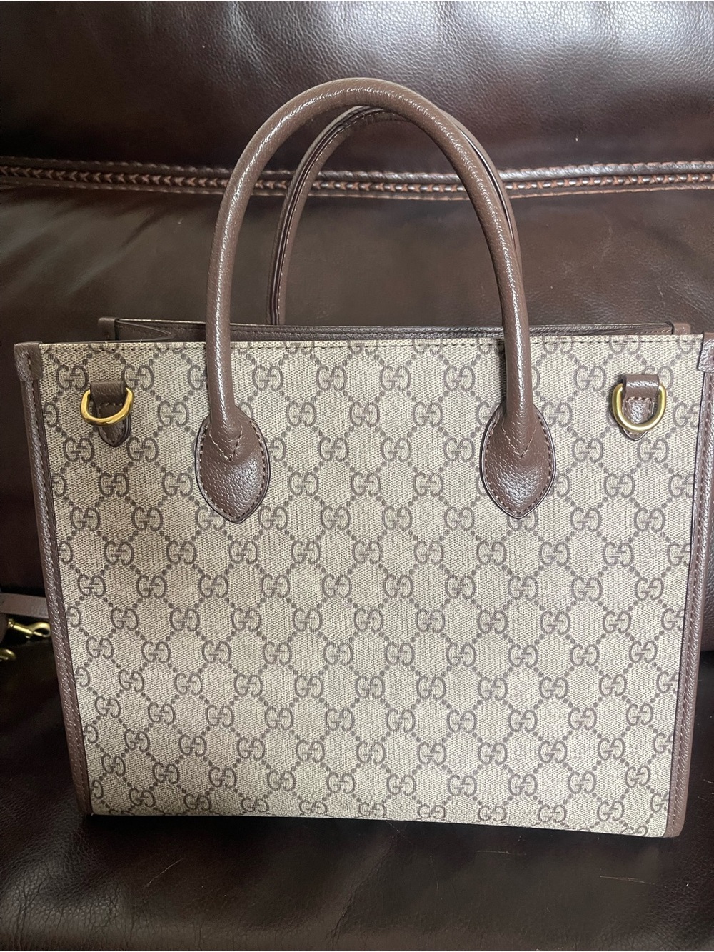 Gucci Beige GG Supreme Canvas Tote with Brown Leather Trim - Picture 2 of 8
